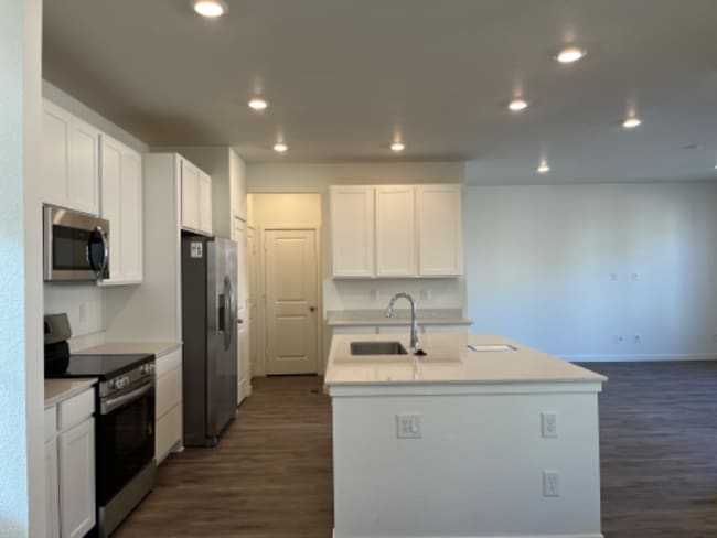 Building Photo - 9002 Winding Gln Ln