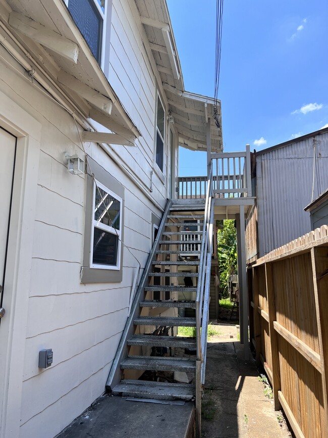 Building Photo - 6708 Avenue I
