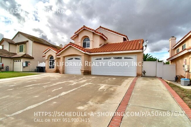 Foto del edificio - 40523 Windsor Rd