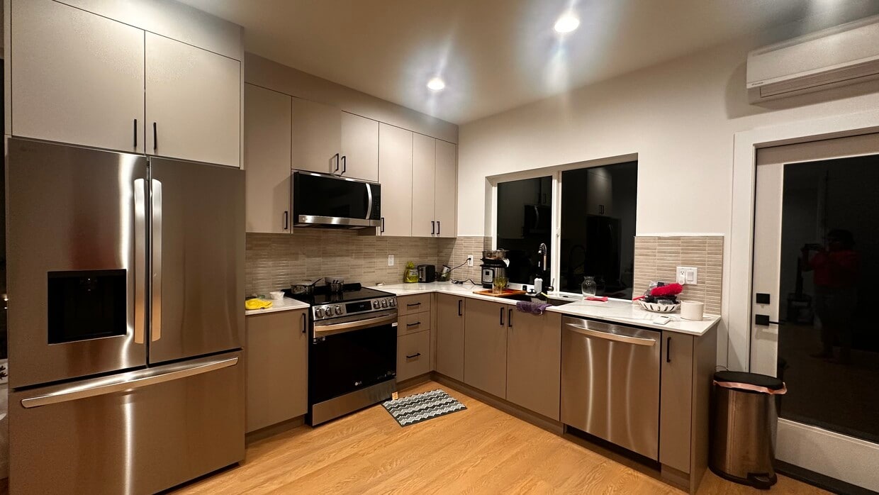 Shared kitchen - 9027 13th Ave NW