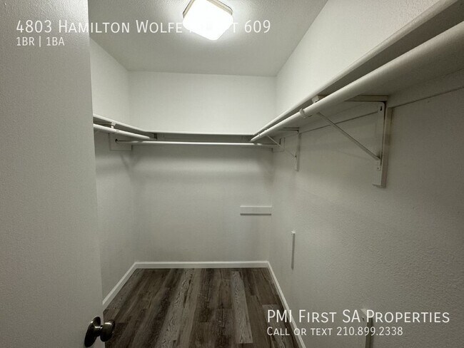 Foto del edificio - 4803 Hamilton Wolfe Rd