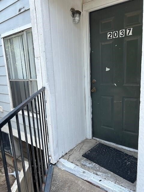 Primary Photo - 781 Country Pl Dr