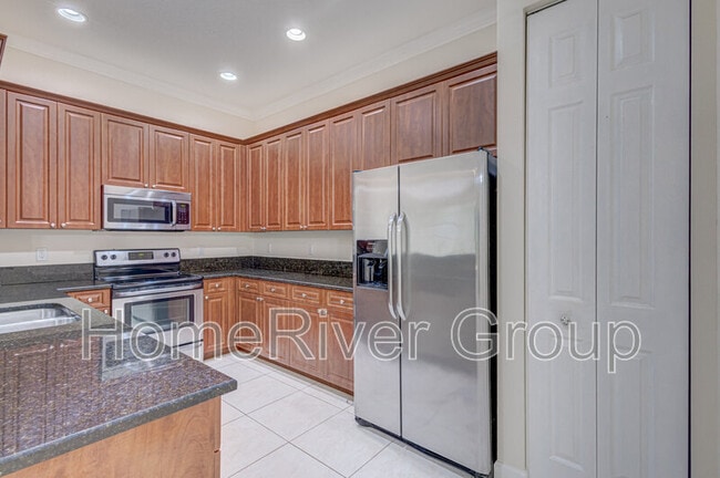 Building Photo - 17734 Evangeline Ave