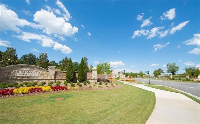 Building Photo - 1141 Hannaford Ln