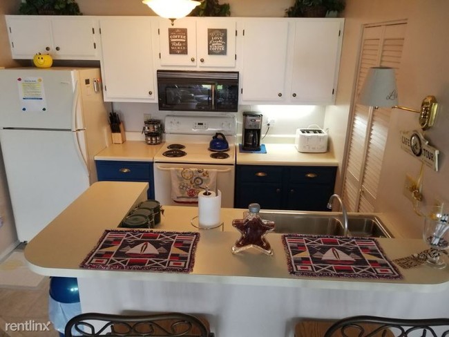 Building Photo - 2 br, 2 bath Condo - 328 Clinton Reef Dr