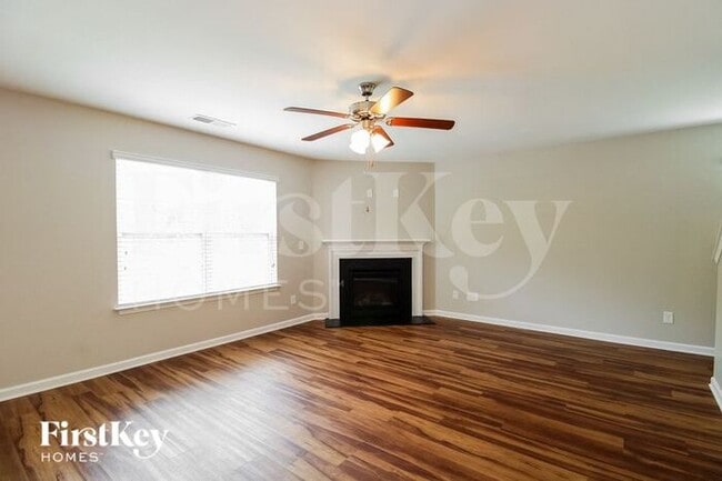 Foto del edificio - 1752 Abbott Oaks Dr