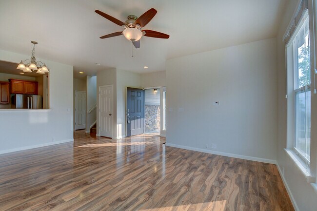 Building Photo - 17026 River Birch Point