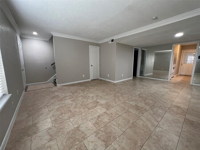 Foto del edificio - 10134 Emnora Ln