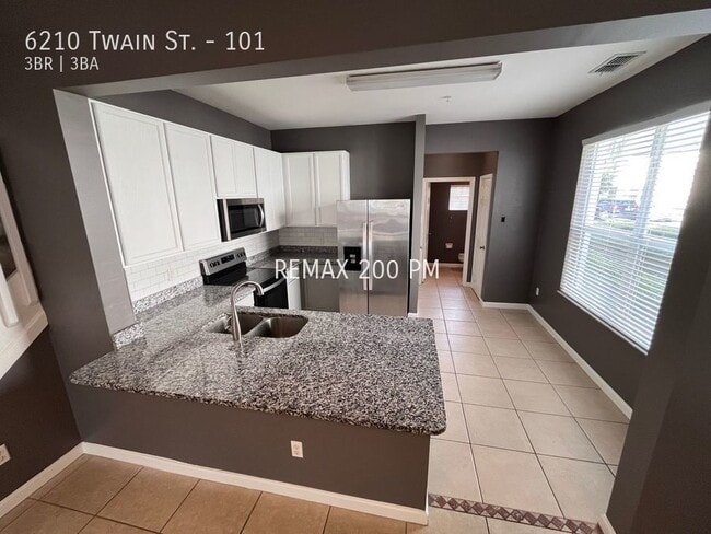 Foto del edificio - 6210 Twain St