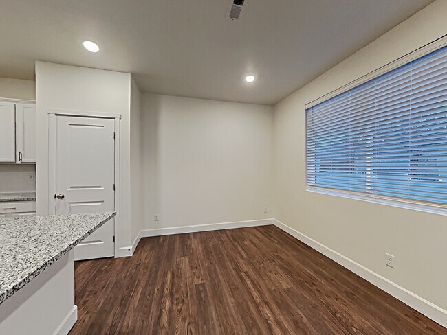 Foto del edificio - 9237 Shootingstar St SE