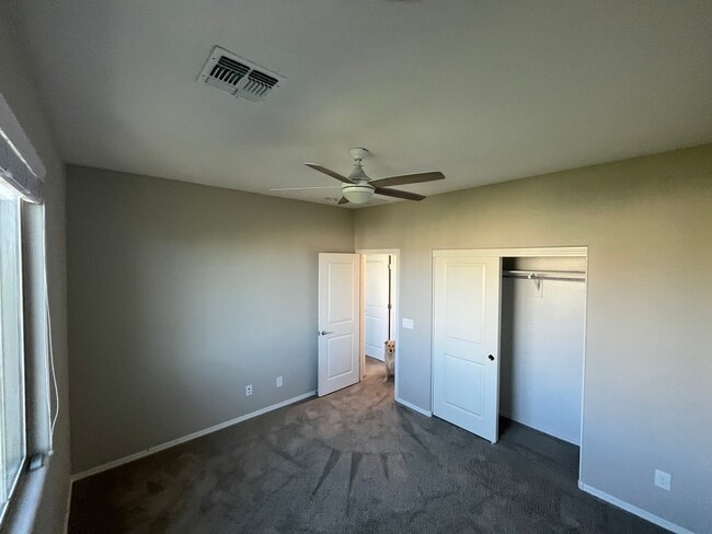 Photo - 1636 E Dogwood Ln Townhome