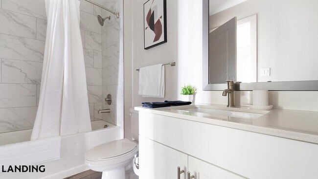 Foto del edificio - 2220 W First St