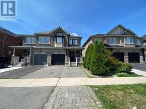 Building Photo - 131 Argento Crescent