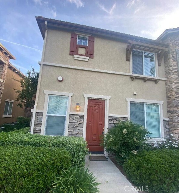 Primary Photo - 30505 Canyon Hills Rd