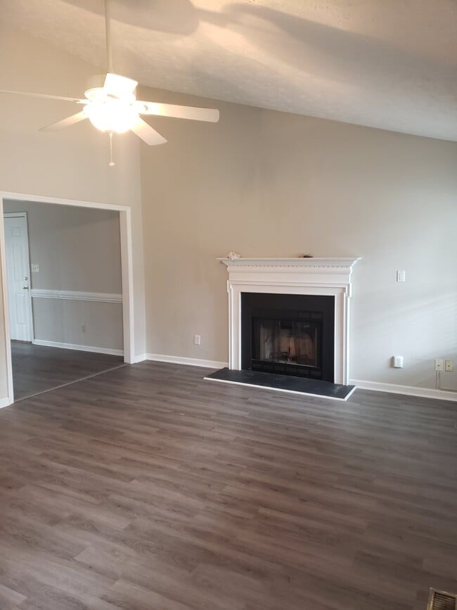Building Photo - 5191 Egret Ct