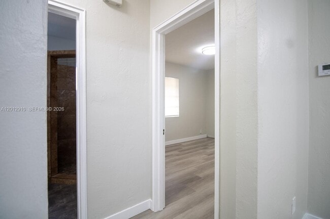 Building Photo - 5860 SW 9th St