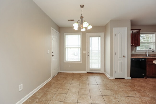 Building Photo - 100 Amos Springs Way