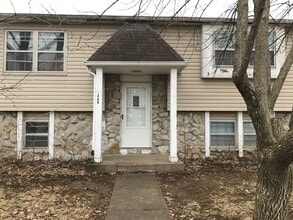 Building Photo - 1484 S Sonora Dr
