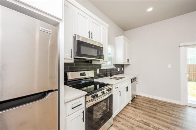 Building Photo - 2015 Stuart St