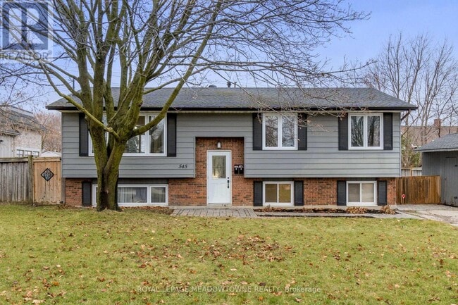 Building Photo - 545 Hill St E