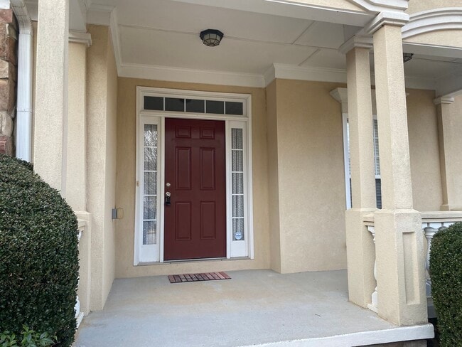 Building Photo - Beautiful 4 bedroom, 2.5 bathroom home In ...