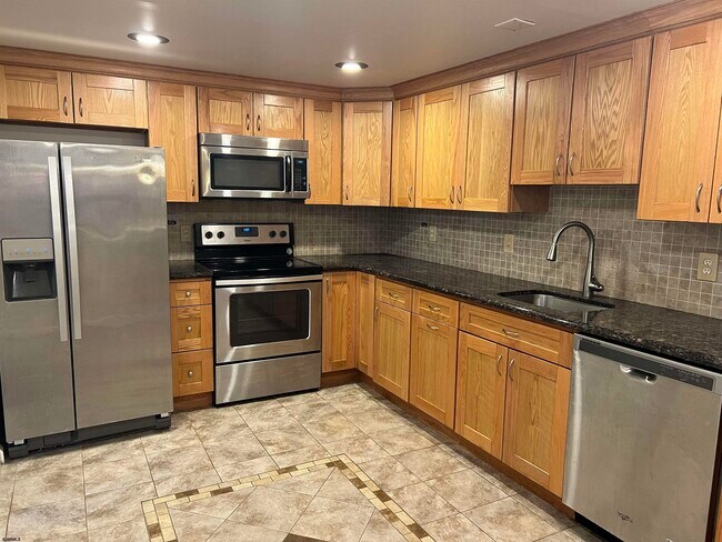 Foto del edificio - 2723 Evergreen Ct