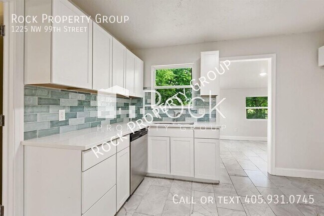 Foto del edificio - 1225 NW 99th St