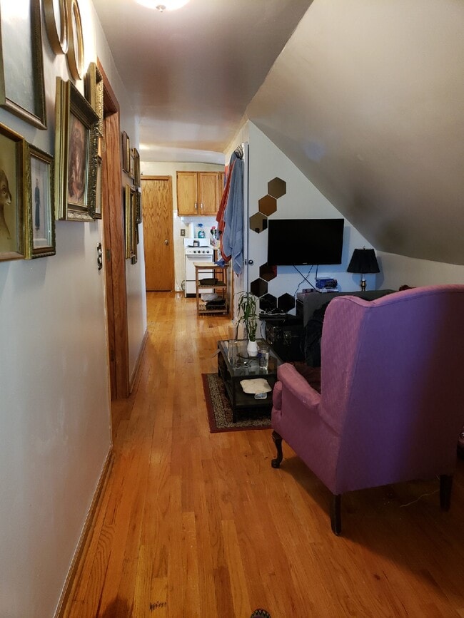 Living Room - 1435 W Diversey Pkwy