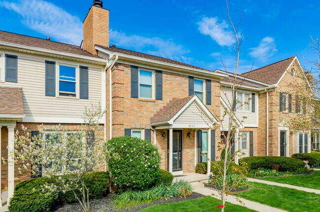 Building Photo - 5263 Meadowknoll Ln