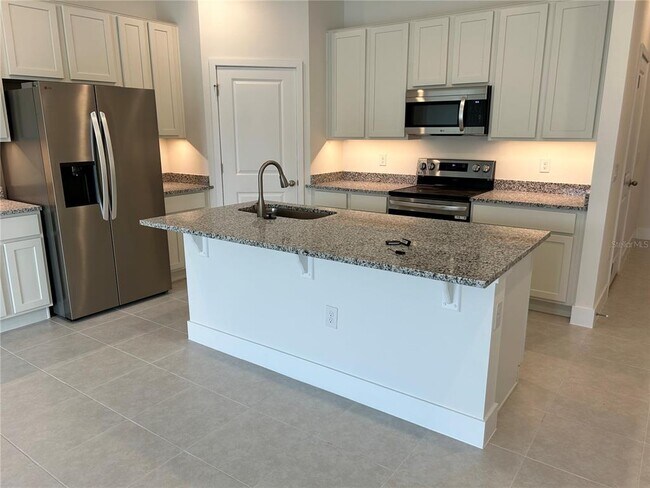 Building Photo - 1130 Desert Candle Dr