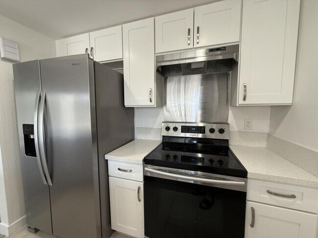 Foto del edificio - 110 N Richmont Dr