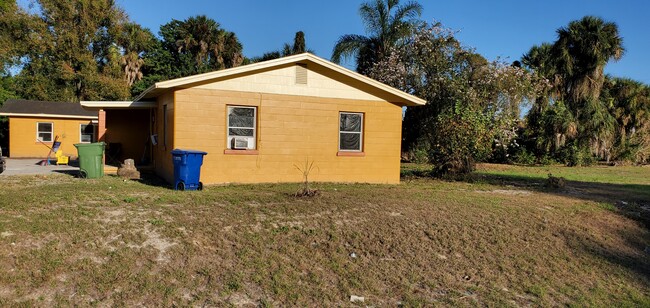 Building Photo - 392 Quentin Ave NW