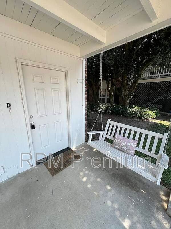 Foto del edificio - 10438 Jefferson Hwy