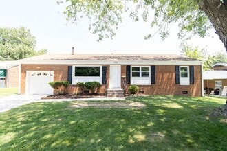724 Lucas Creek Rd