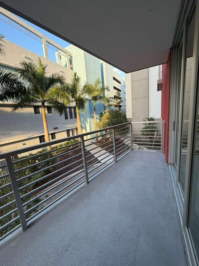 Building Photo - 7875 NW 107th Ave