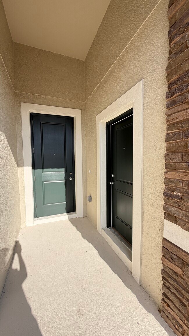 Foto del edificio - 5177 Green Belt Dr