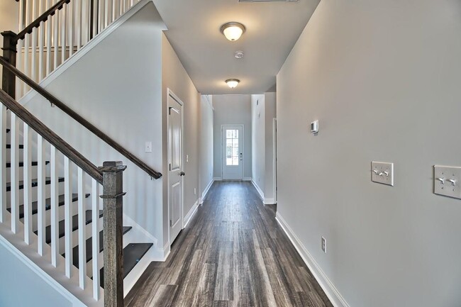 Building Photo - 6250 Chadderton Cir