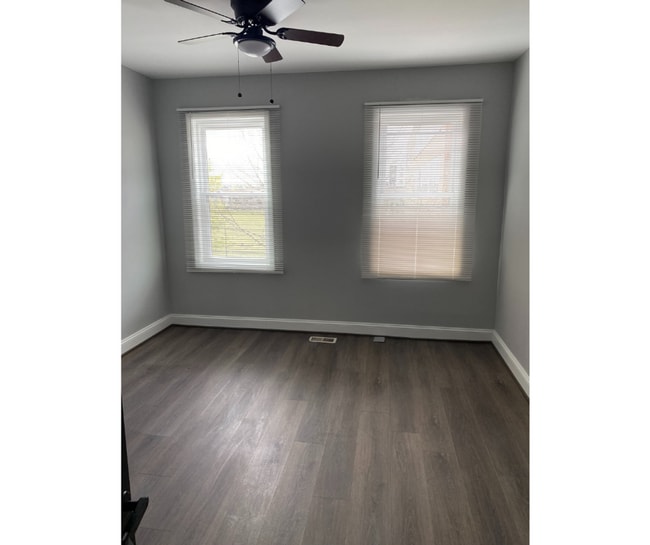 Building Photo - 3908 Claremont St