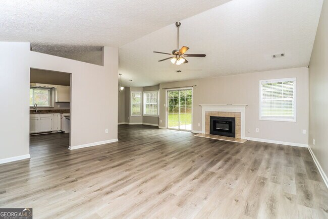 Foto del edificio - 3103 Waterford Ct