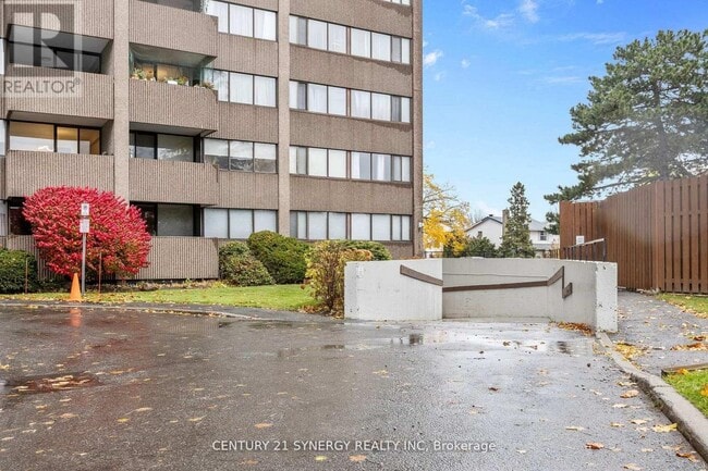 Building Photo - 1285 Cahill Dr