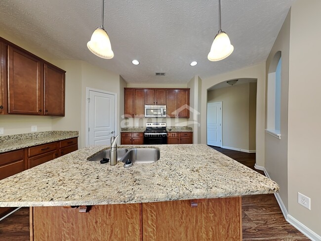 Building Photo - 1287 Wentworth Dr
