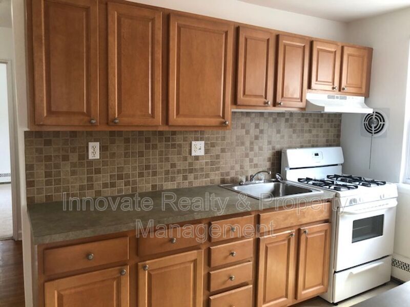 Foto principal - 941 Afton St