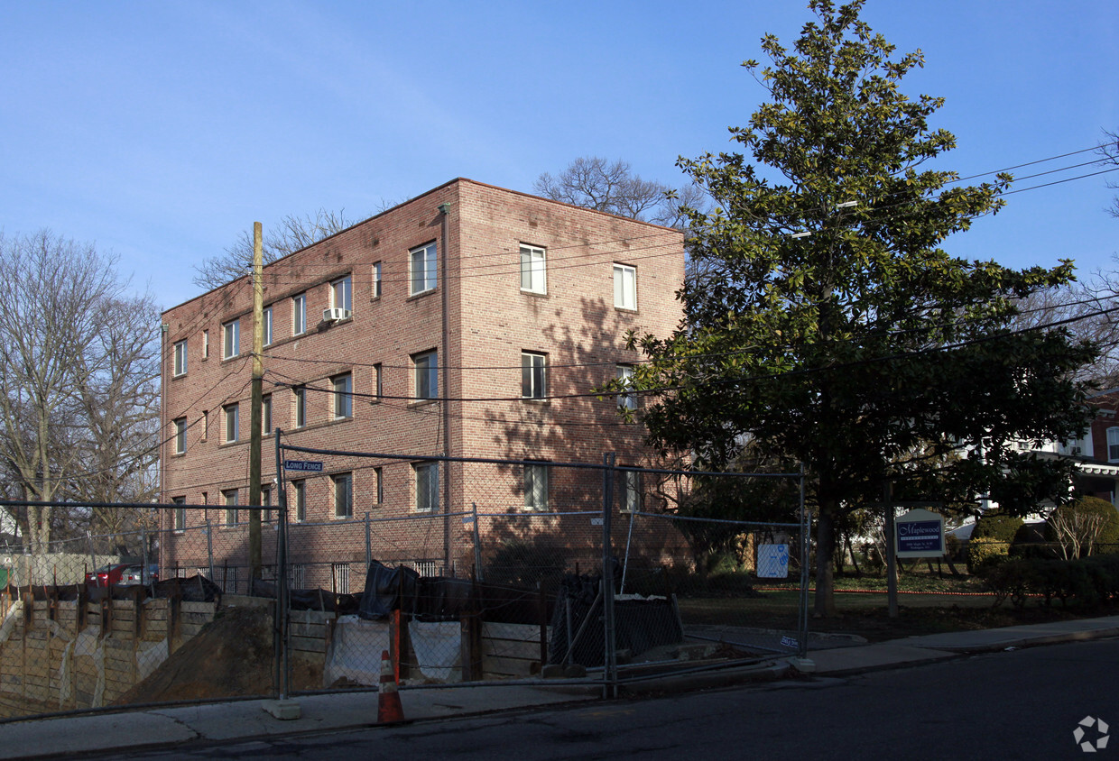 Building Photo - Maplewood Apartments