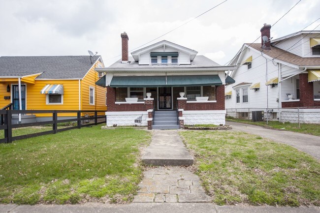 Building Photo - 3 br, 2 bath House - 1125 Cecil Ave