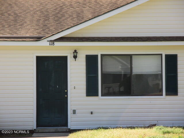 Foto principal - 118 Easy St