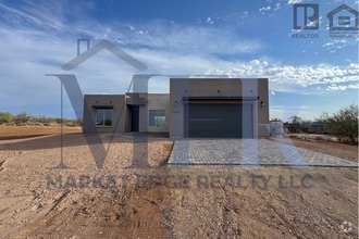 Building Photo - 16176 E Lowden Ct