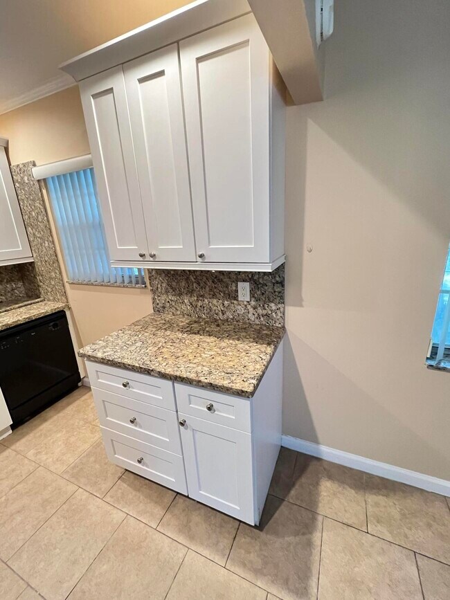 Foto del edificio - 133 Salisbury E