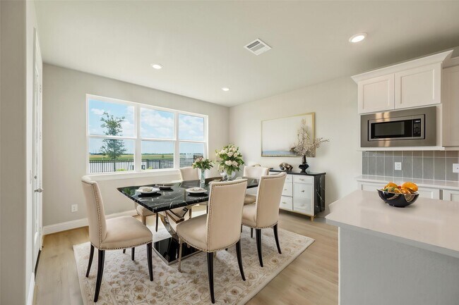 Foto del edificio - 764 Lake Lacosta Dr