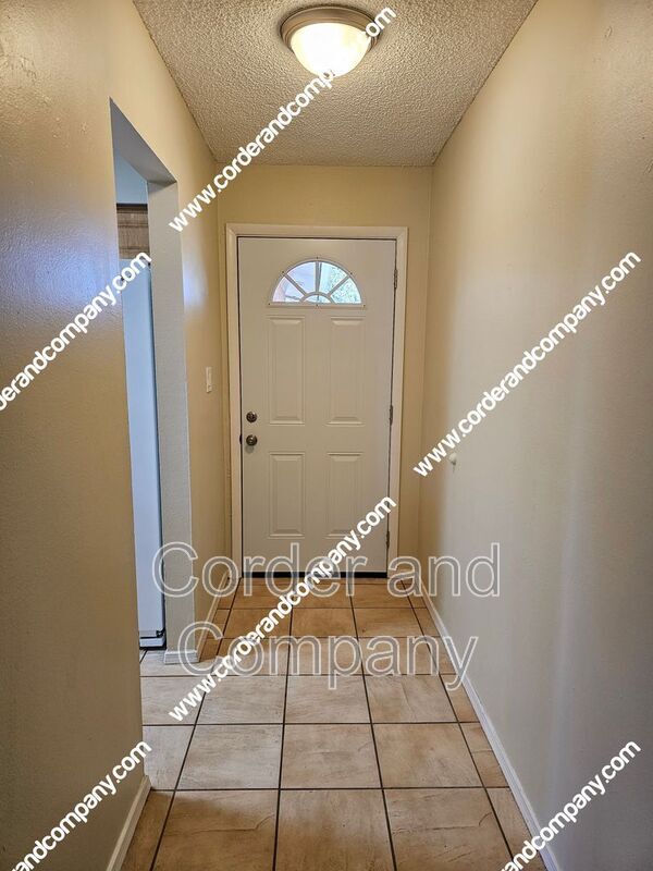 Building Photo - 4720 Overland St NE