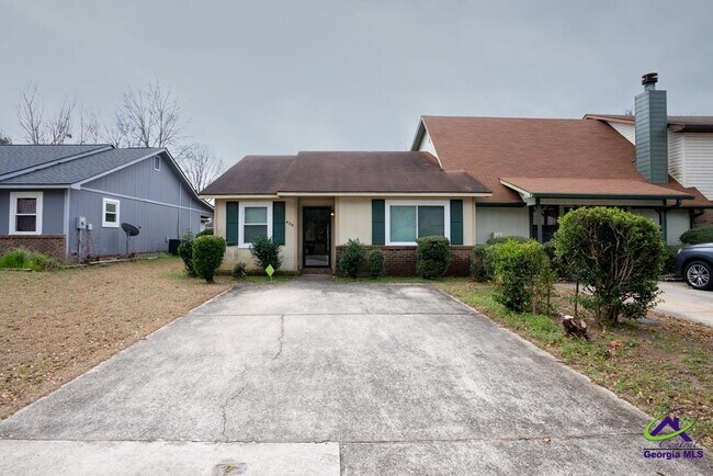 Building Photo - 420 Westcliff Cir